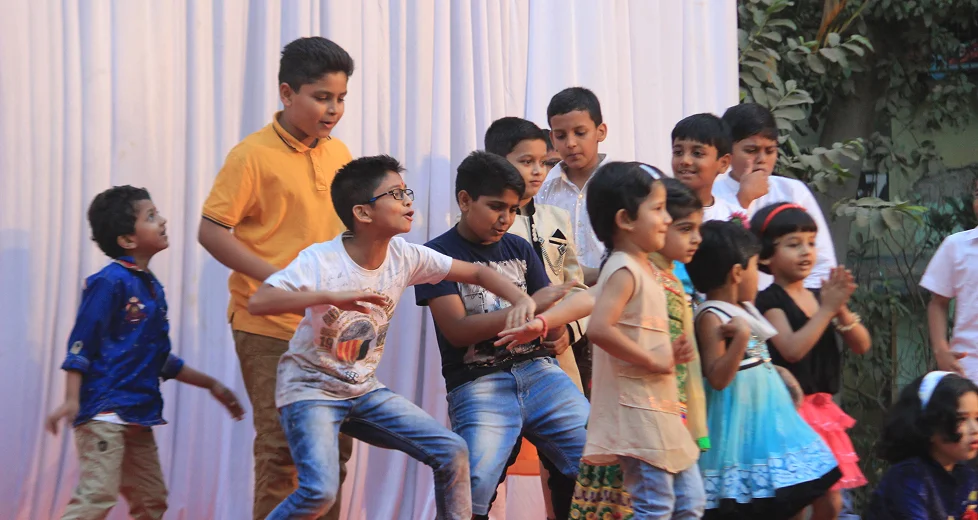 children dancing stage